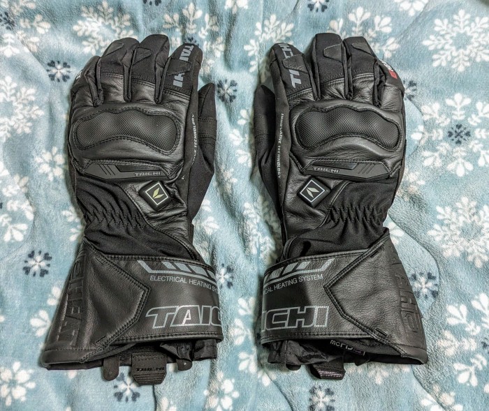 冬用バイクグローブ最高峰！ 『e-HEAT 電熱グローブシリーズ