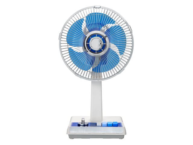 昭和すぎる」新発売の扇風機が話題「ネット掛けたくなる」の声も