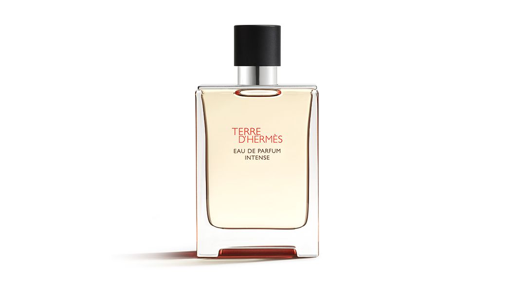 灼熱の炎が地表へ向かう力強いエネルギーを表現！「エルメス」のメンズ