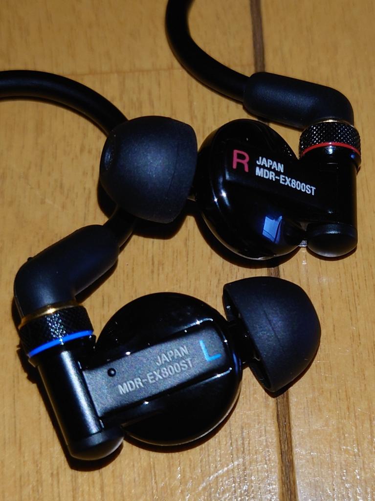SONYソニー / MDR-EX800ST プロ用イヤホン インイヤーモニター