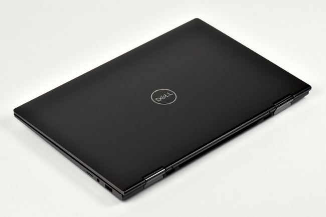 デル Inspiron 13 7000 (7306) 2-in-1 レビュー：充電式ペン付きの高