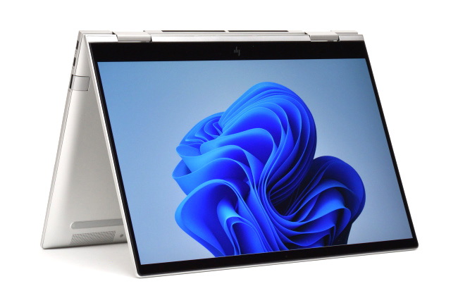 HP ENVY x360 13-bf (2022年モデル) レビュー：仕上がりの良さが好印象