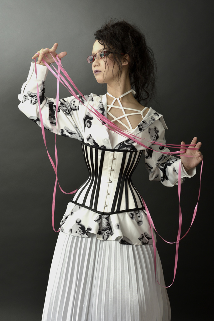 ピュアワン コルセット ワークス（PureOne Corset Works) P.C.W