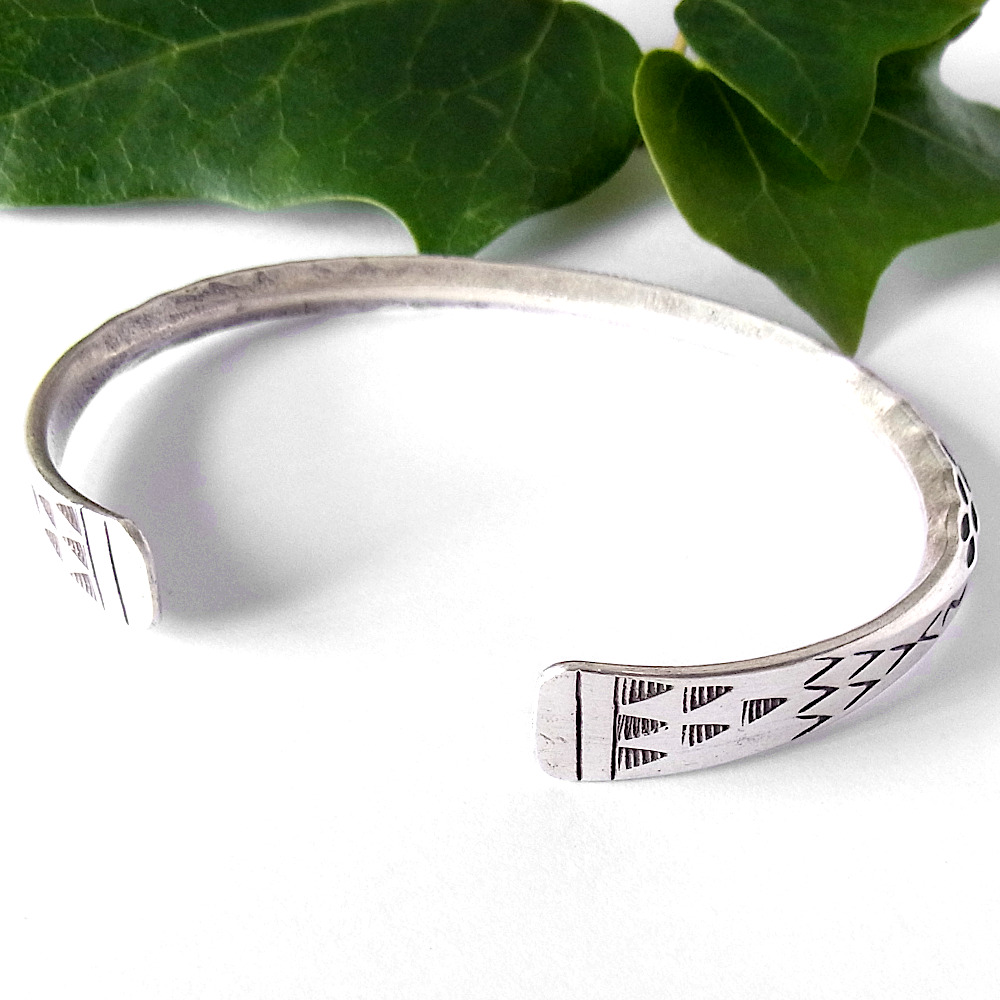 PANDAN TREE】カレン族シルバーアクセサリー-アジアの織物 PANDAN TREE