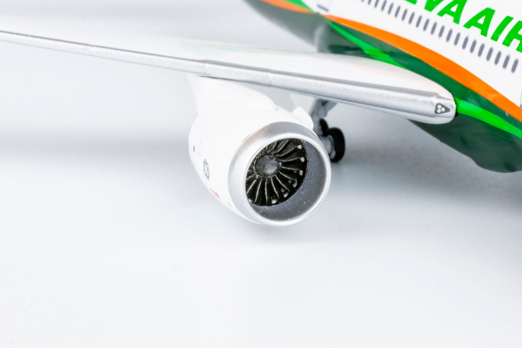 EVA Air Boeing 787-9 B-17883 NG Model 55108 Scale 1:400 – PandaFox