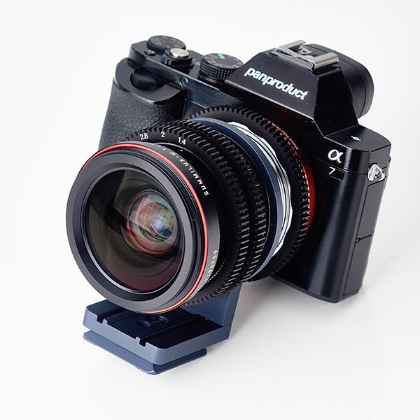 ライカ ズミルックス21mmF1.4という化け物レンズをSONY α7につけてみた