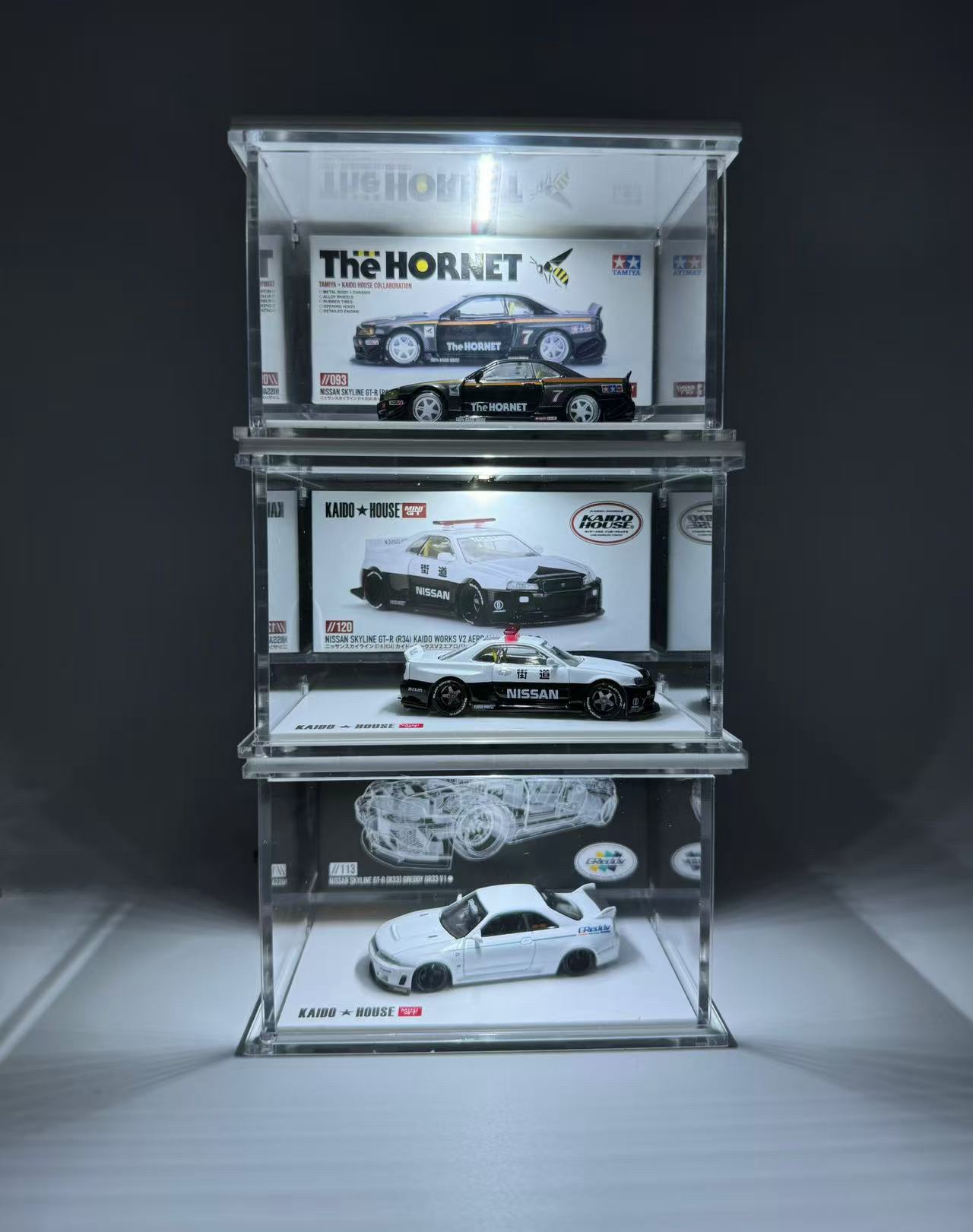 Kaido House Acrylic Display with Lights. 12 pcs bundle - Pablos