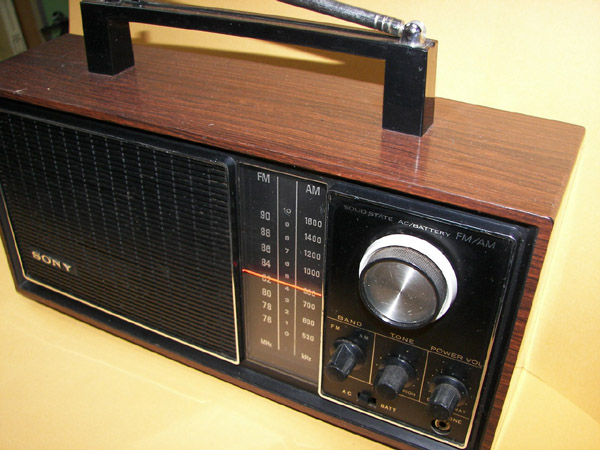 SONY TFM-9200 8石 FM／AM ホームラジオ 1970年型 - ぱれっとストア