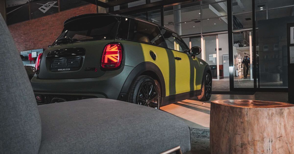 ミニクーパー】車検代についてわかりやすく解説|MINI GARAGE PARADOX