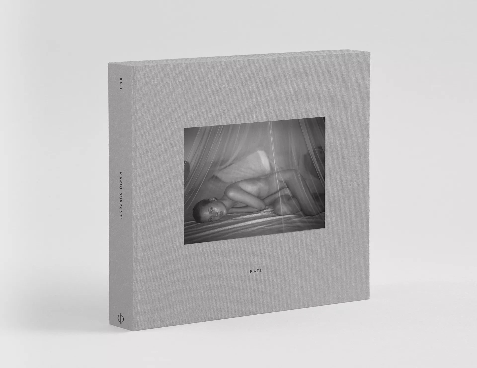 Kate by Mario Sorrenti: A Stunning Tribute to Kate Moss – Parallel