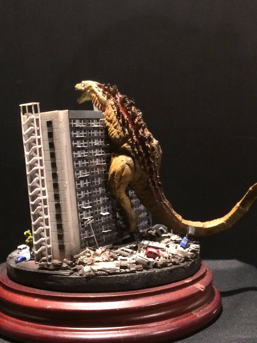 コトブキヤ秋葉原店で開催中の「シン・ゴジラ」ジオラマ展示会に行っ