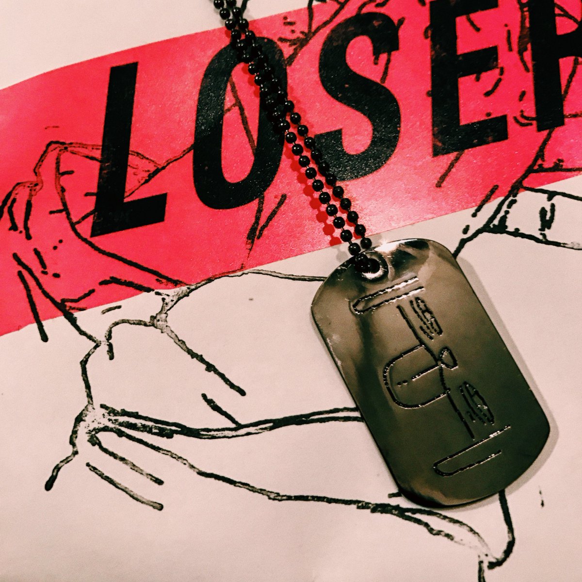 9月28日に出るシングル「LOSER / ナンバーナイン」のルーザー盤