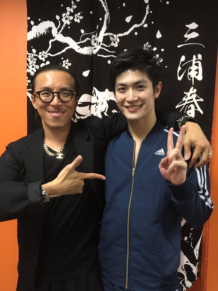 皆さんこんにちは。 「キンキーブーツ」絶賛公演中です！ 昨日は宣伝