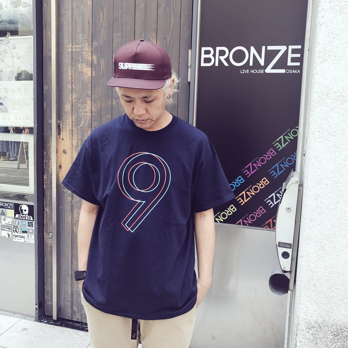 THE NINTH APOLLOの新しいTシャツをデザインしました。 3Dメガネで見