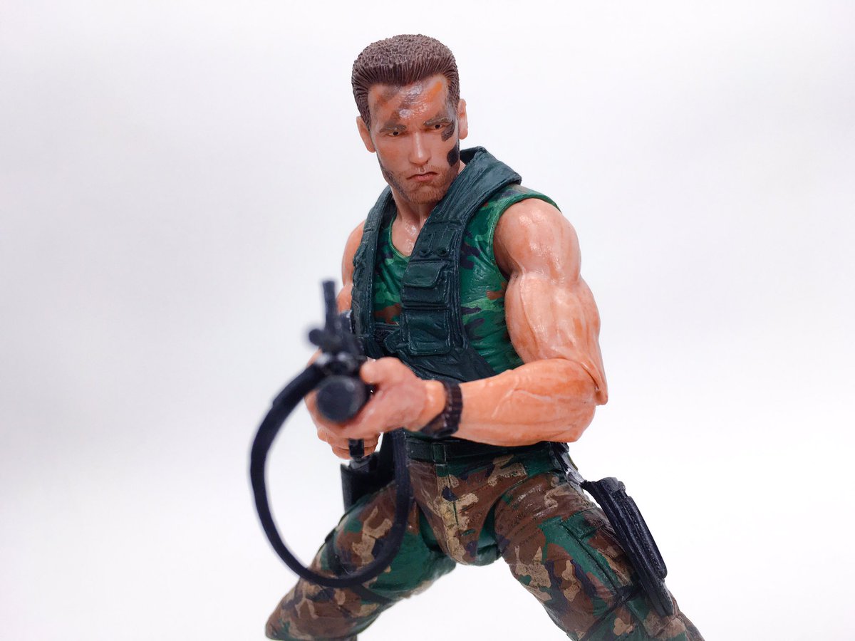 NECA7インチシュワちゃんを発売順に。 ダッチ(プレデター)が断トツの