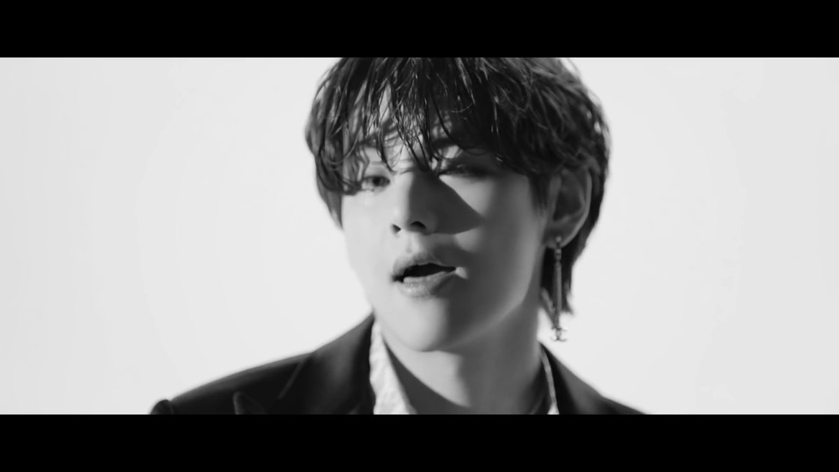 MUSIC 未公開写真ポスター　Ｖ　キムテヒョン LINE BTS butter