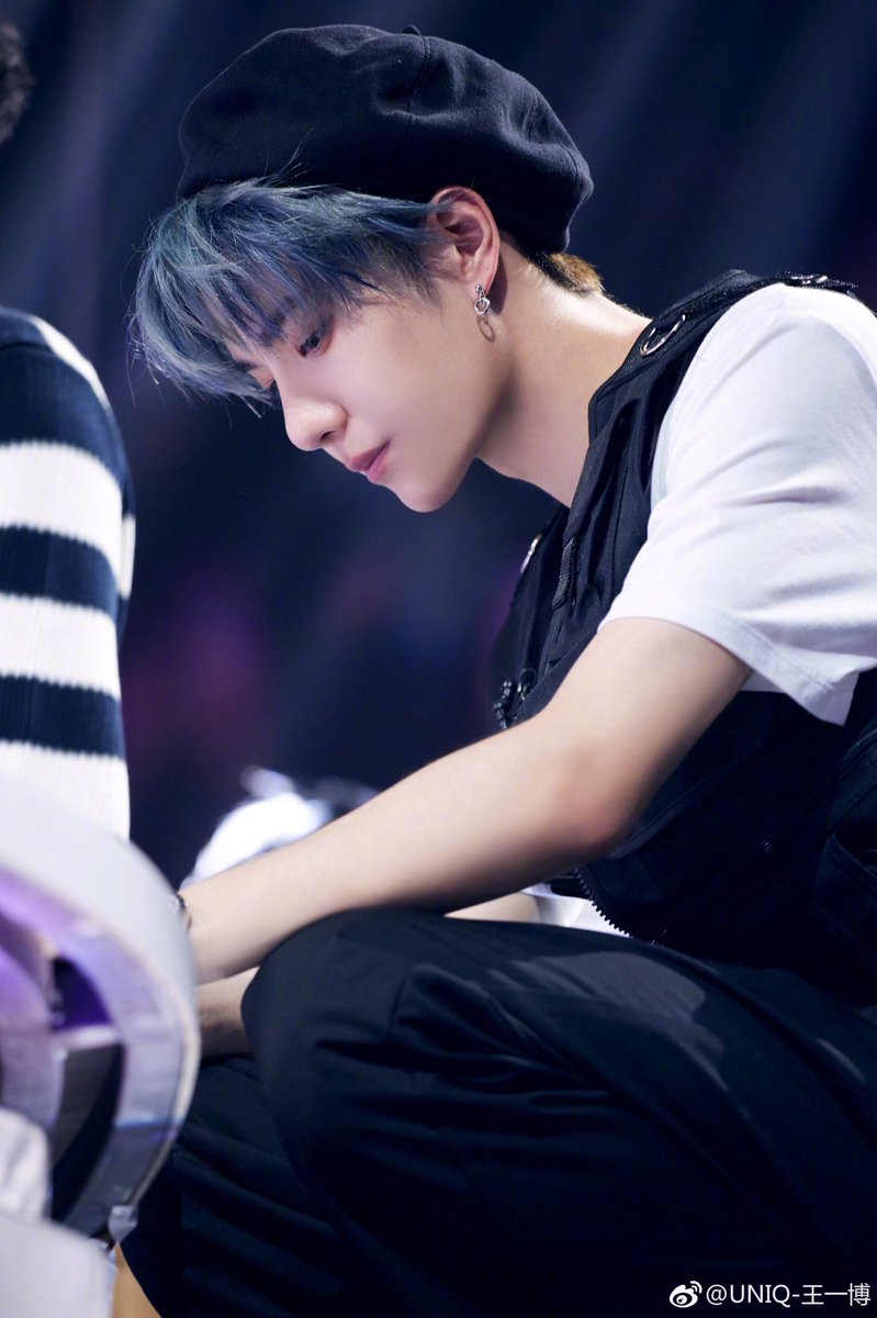 藍忘機役の王一博(22) 179cmで実は肖战より4cm低い (原作の設定では藍