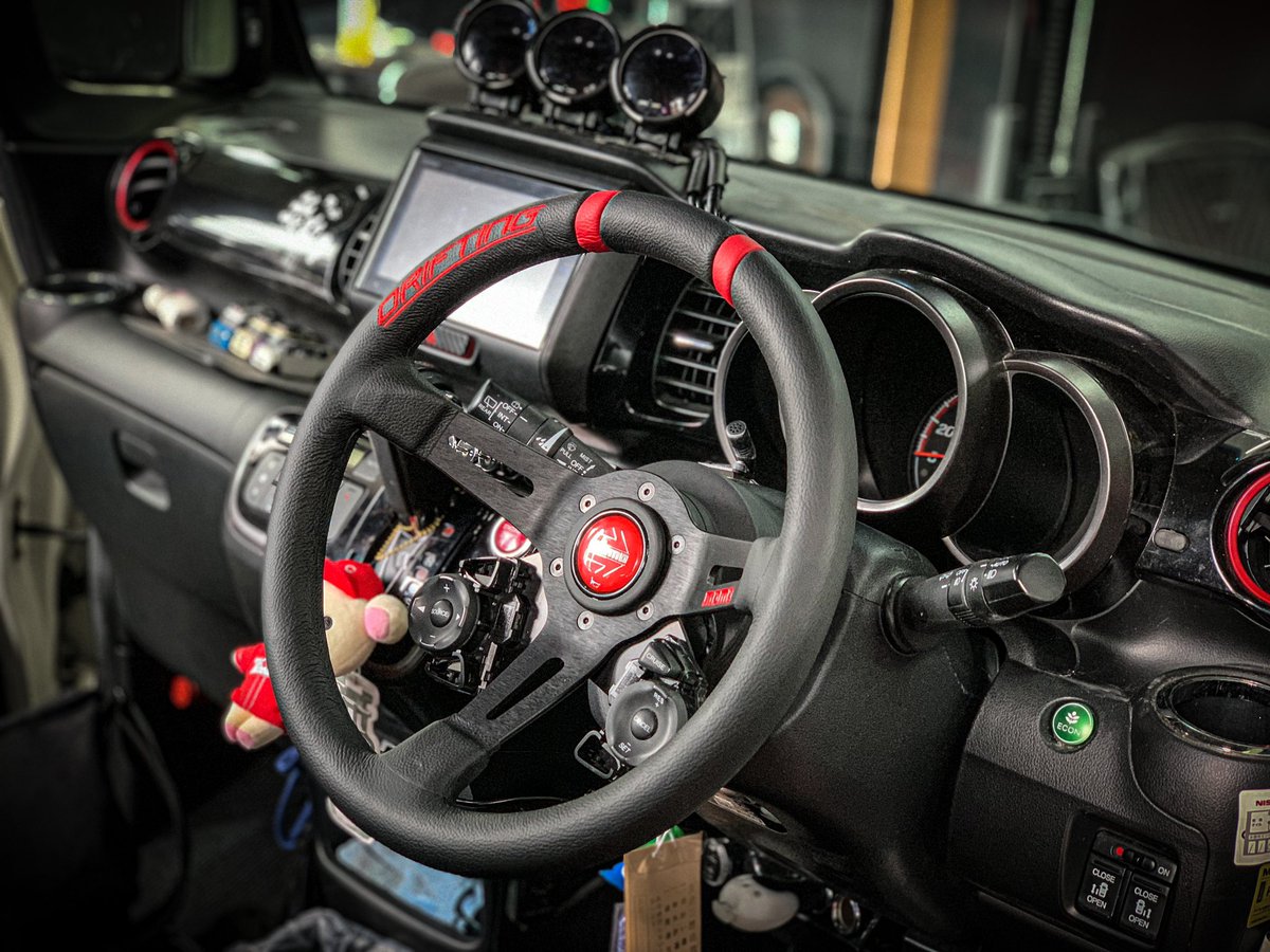 N-BOXのステアリング交換&スイッチプレート取り付け完了❗️ ホンダの