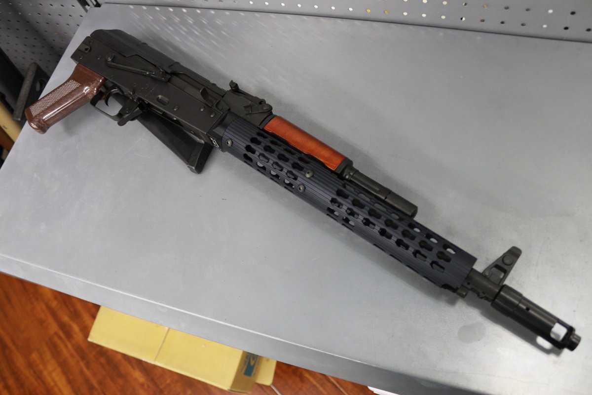 VS-24/VS-25タイプ KEYMODハンドガード入荷しました！ 円形に多数の