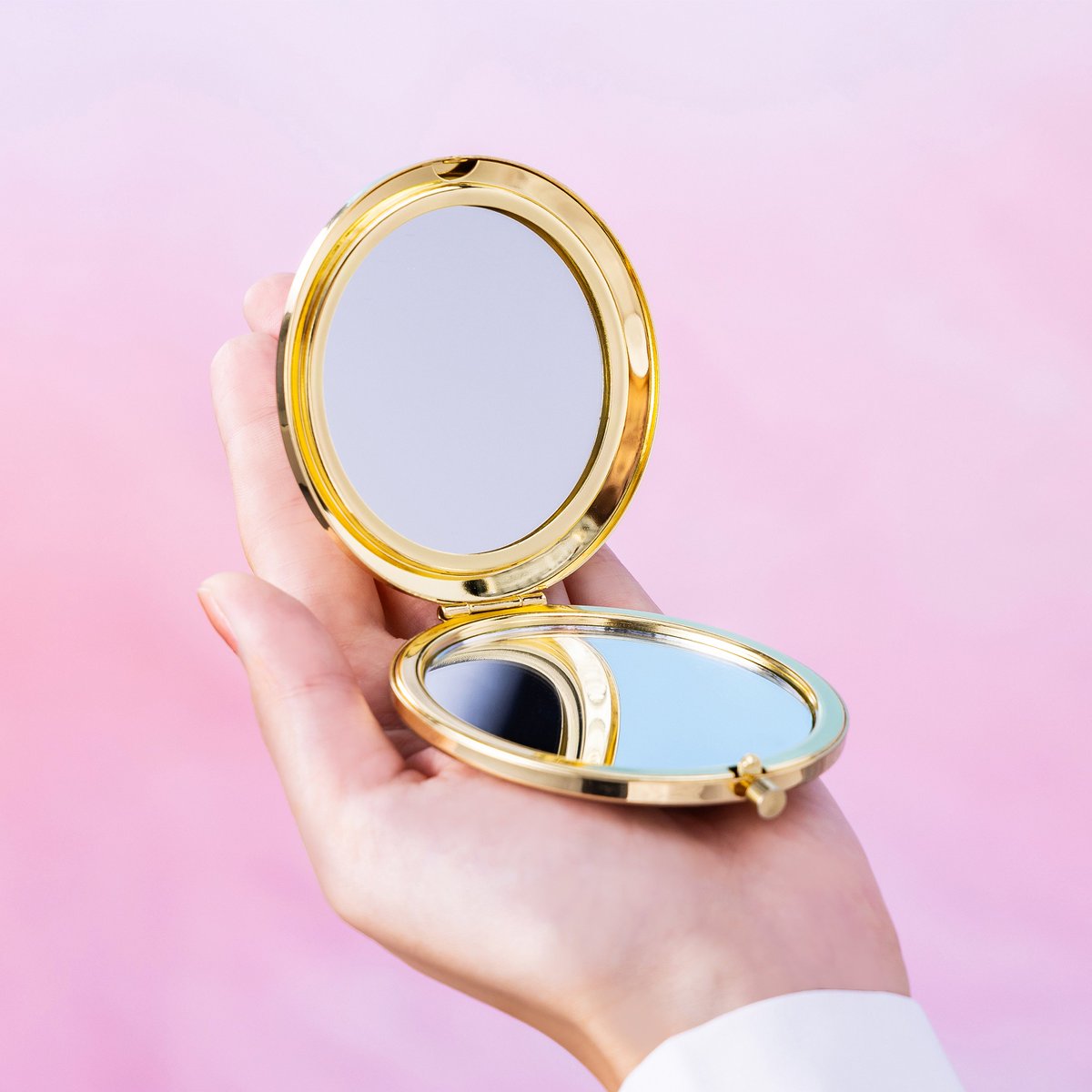 💗新商品💗 『#超まじかるちいかわ 超まじかるコンパクトミラー