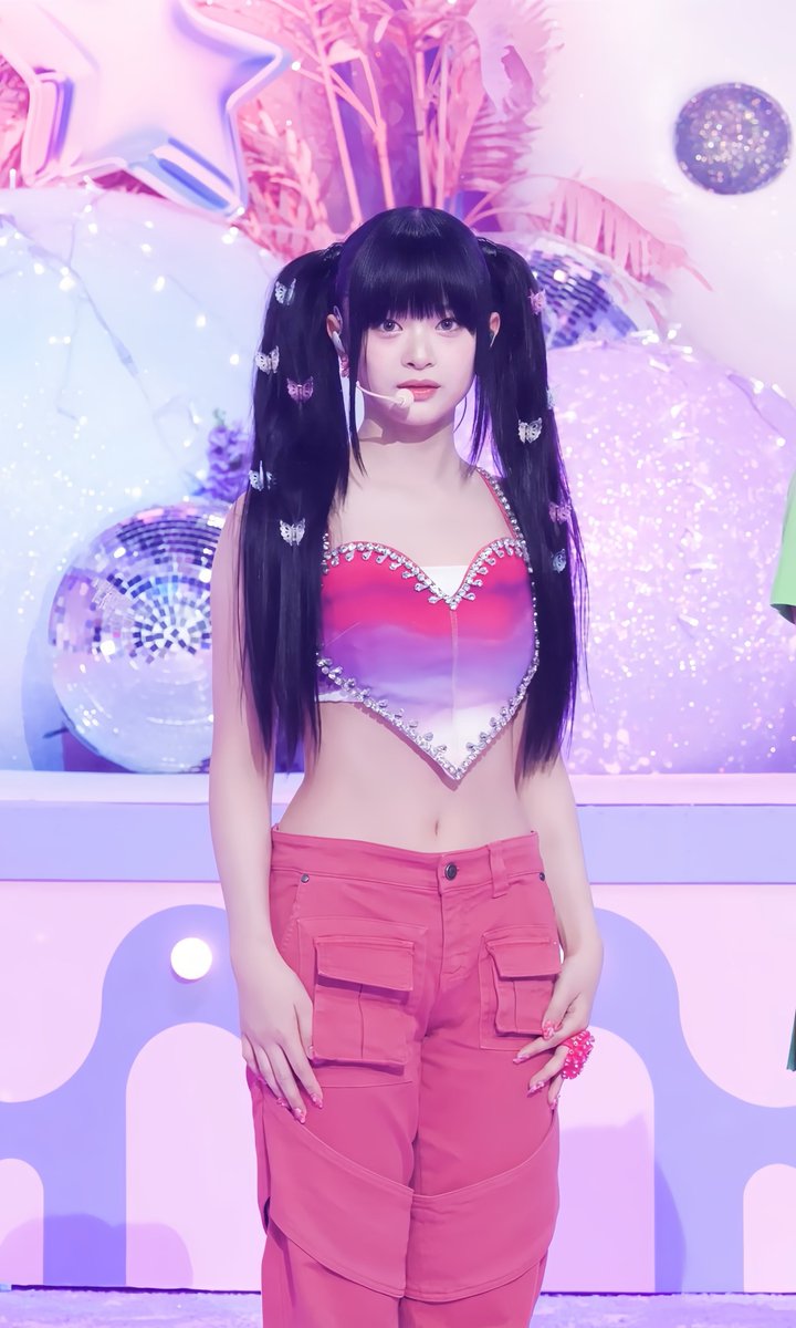 はぁ…もう……可愛すぎ！！！私には夢のような女の子でこのお衣装似合っ