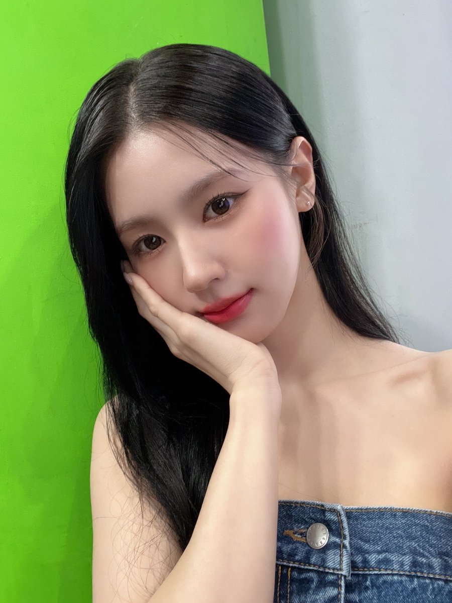 gidle ミヨン サノク　公開放送　m countdown トレカ 📢] #GIDLE #ミヨン : Mnet <M COUNTDOWN> 出演のご案内 ミヨンが出演