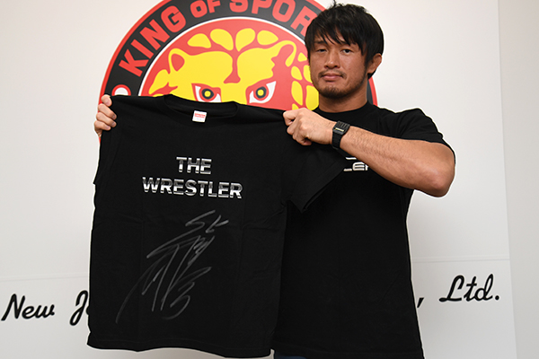 応募開始！】 柴田勝頼選手「THE WRESTLER(ブラック×メタリック)」T