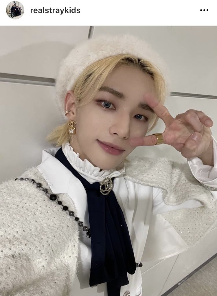 🧭スキズ Instagram 情報🧭 2022.01.02(日)20:00 👑ヒョンジンが