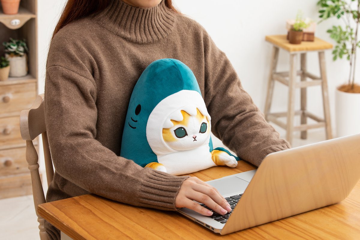 mofusand モフサンド サメにゃんもちもち抱っこぬいぐるみ