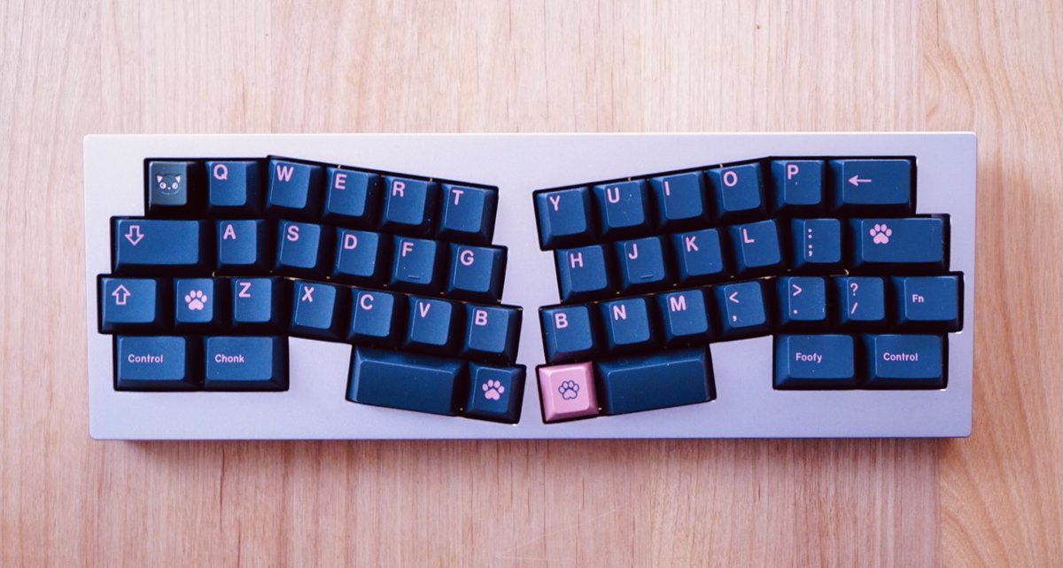 麦茶×OwLabなChalice 40をようやくビルド🐈‍⬛ あまりに素敵で、ここ