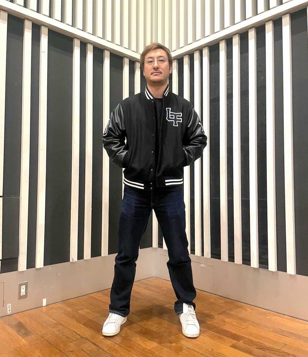 公式グッズ スタッフ着用イメージ】 男性182cm グッズ着用 事前販売は