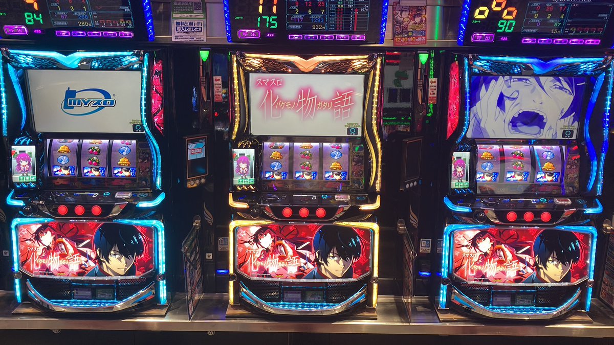 Q.あなたのホールのパネルはどちら⁉️ A.ひたぎ&暦パネルです