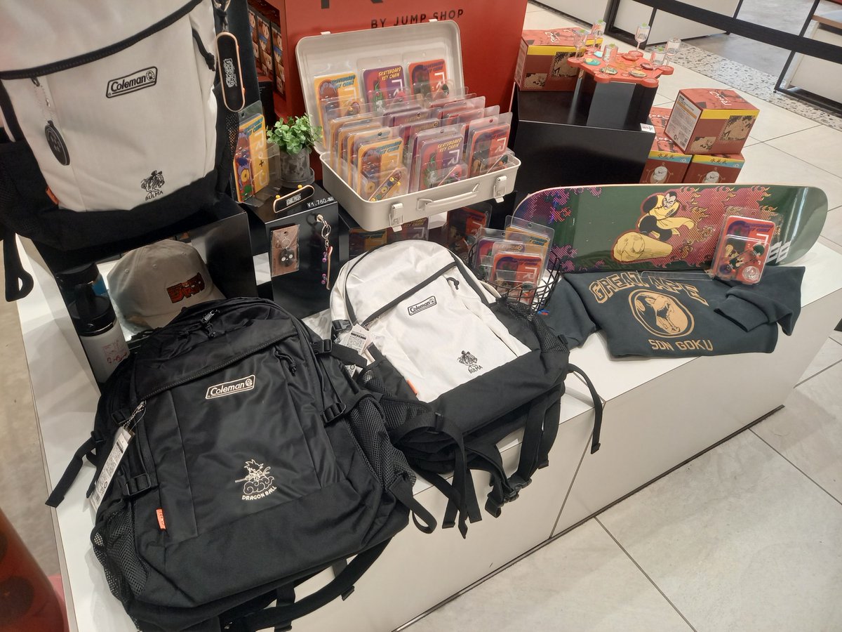 ダメ元で心斎橋RofJ行ったら悟空のColemanバックパック再入荷していた