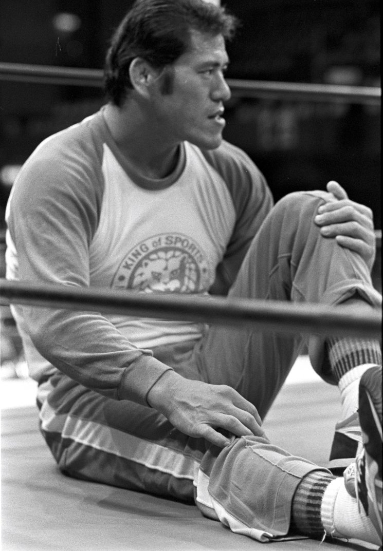 クラッシック長袖販売👕】 猪木も長年着用していた、 新日本プロレス