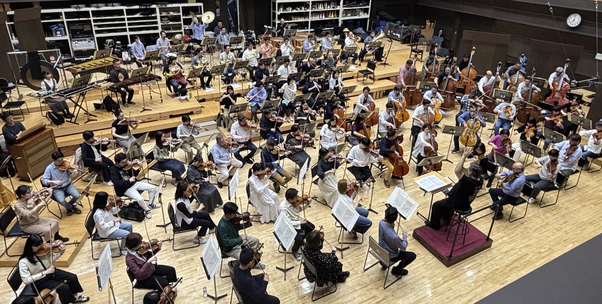 明日10/21（火）公演は、ヴァイグレがショスタコーヴィチの15番を振り