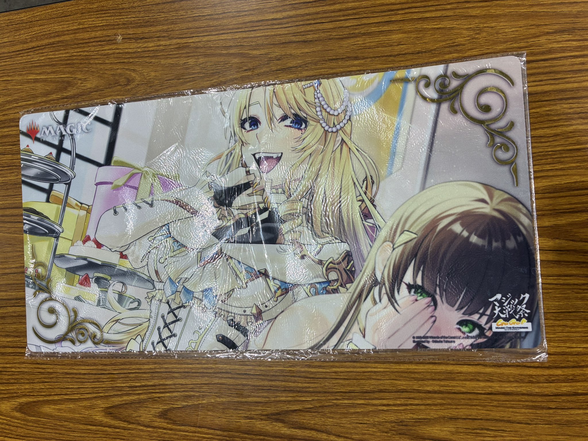 mtg 嵐の目、ウギン 箔押し プレイマット 嵐の目、ウギン 箔押しプレイ