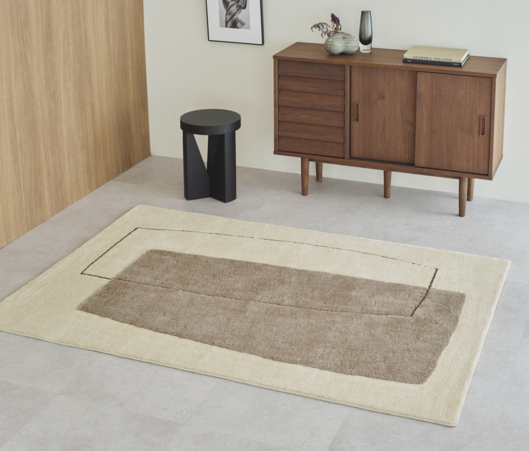 新作ラグをご紹介！ ゆるやかなラインの抽象柄を、凹凸で表現した