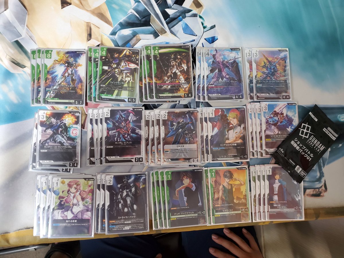 本日のガンダムカードゲーム公認大会優勝はよっしー様の『緑白ウイング