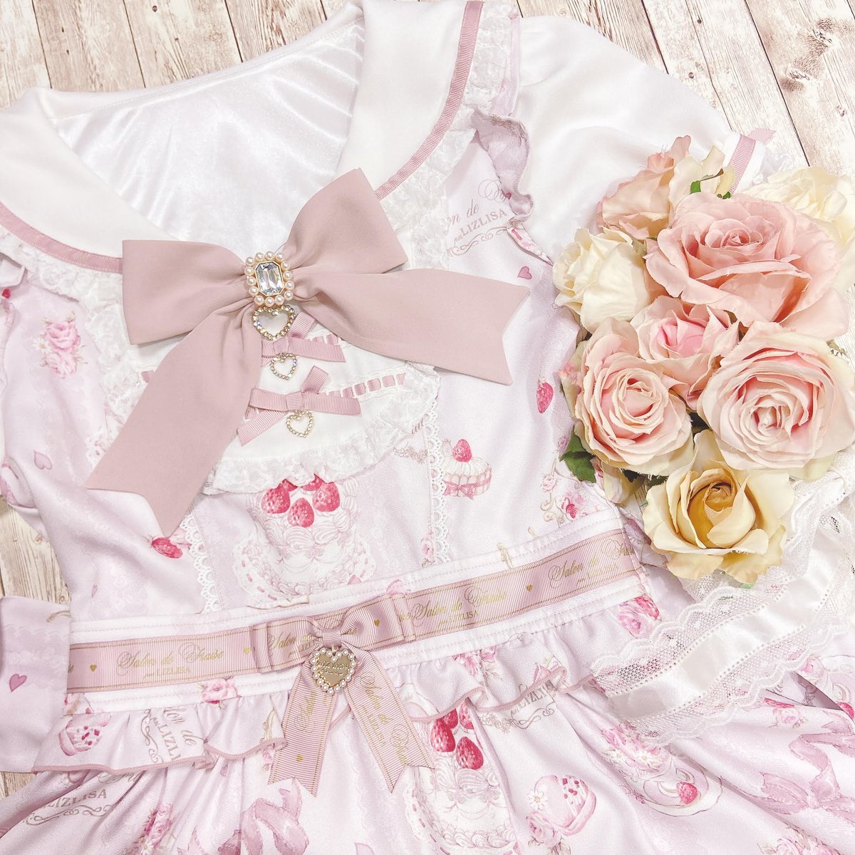 ❤︎ Recommend ❤︎ おすすめLIZ LISAオリジナル柄アイテム🍓 Salon