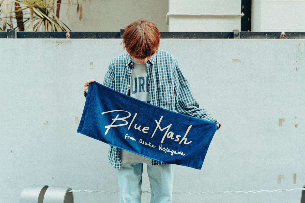 新グッズ情報】 『 ロゴタオル 』¥1800- (ネイビー) 本日より、会場