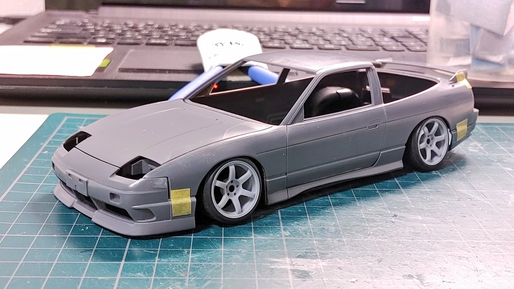 今回、発売前のモデルカー 180SXの作例(成型品は試作品をお渡しして
