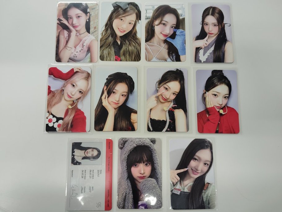 RESCENE 各種トレカが入荷しております～ 店内入って左手のコーナーに