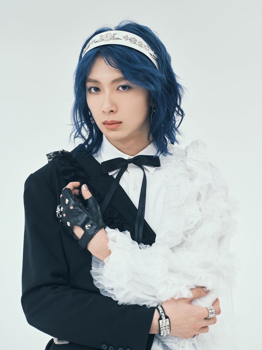 龍宮城 FC限定盤黒盤(アクスタなし) WALTZ 冨田侑暉ホロカード封入