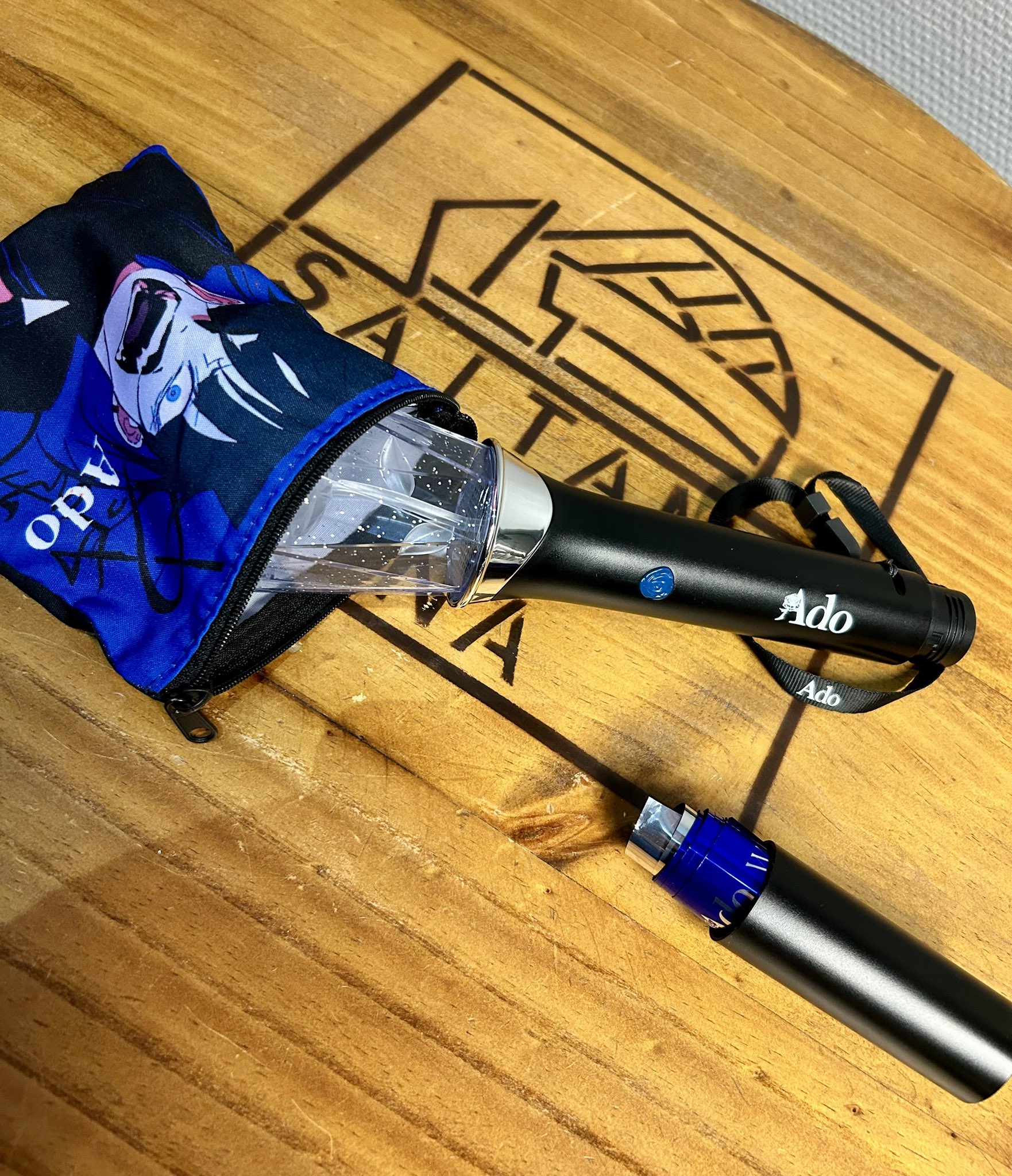 Ado 大進化！割とデカいかも？！キラキラペンライト 2個セット