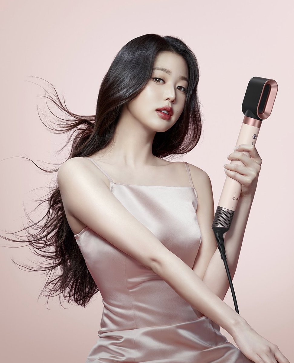 IVE ウォニョン for dyson beauty