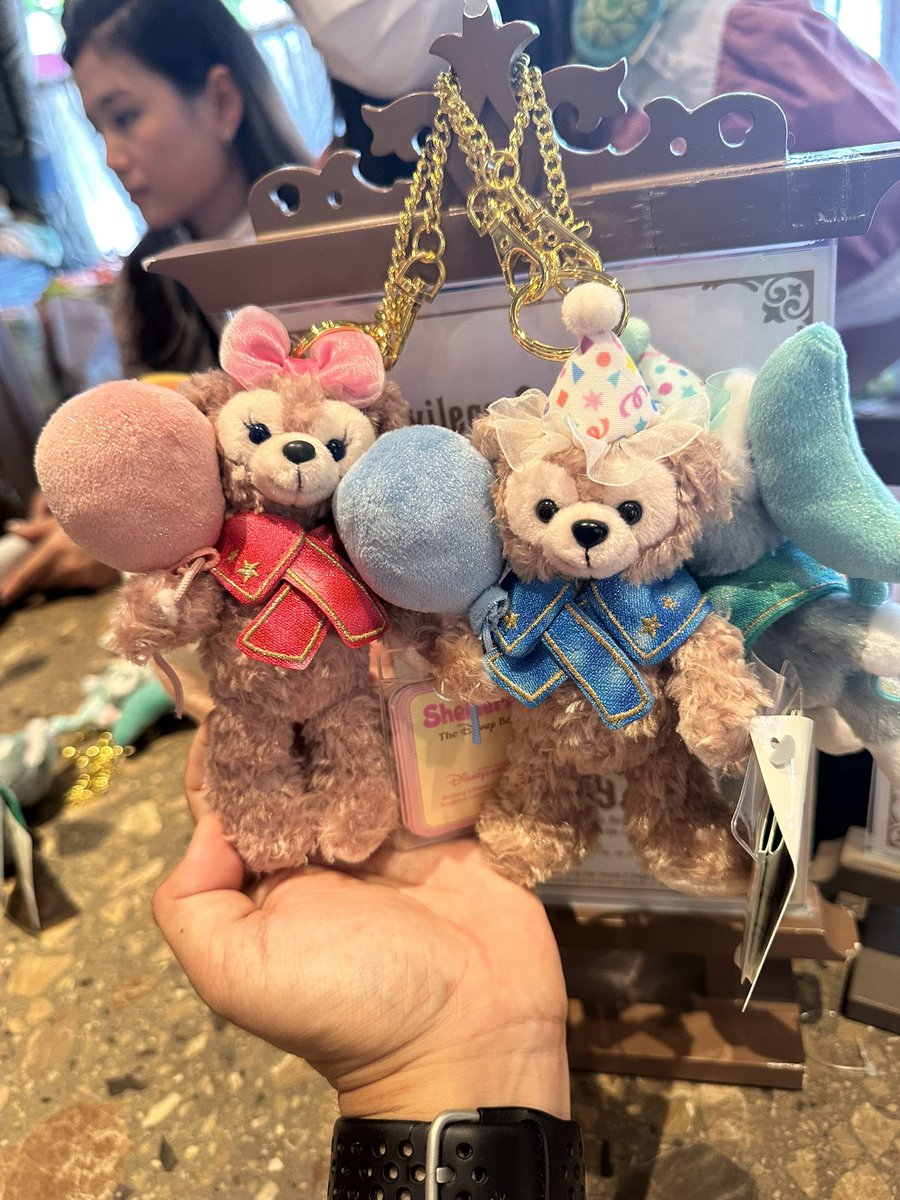 香港ディズニーランドで本日から名前入れダッフィーフレンズのキー