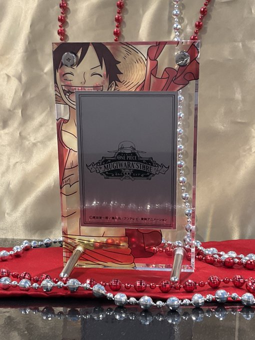 ご案内】 麦わらストア ポイントアプリは貯まったポイントと限定特典が