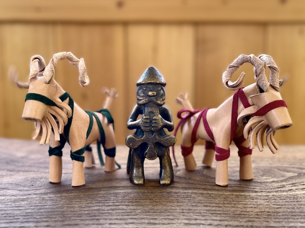 北欧のクリスマスに欠かせない、ヤギの飾りものユールボック。もともと