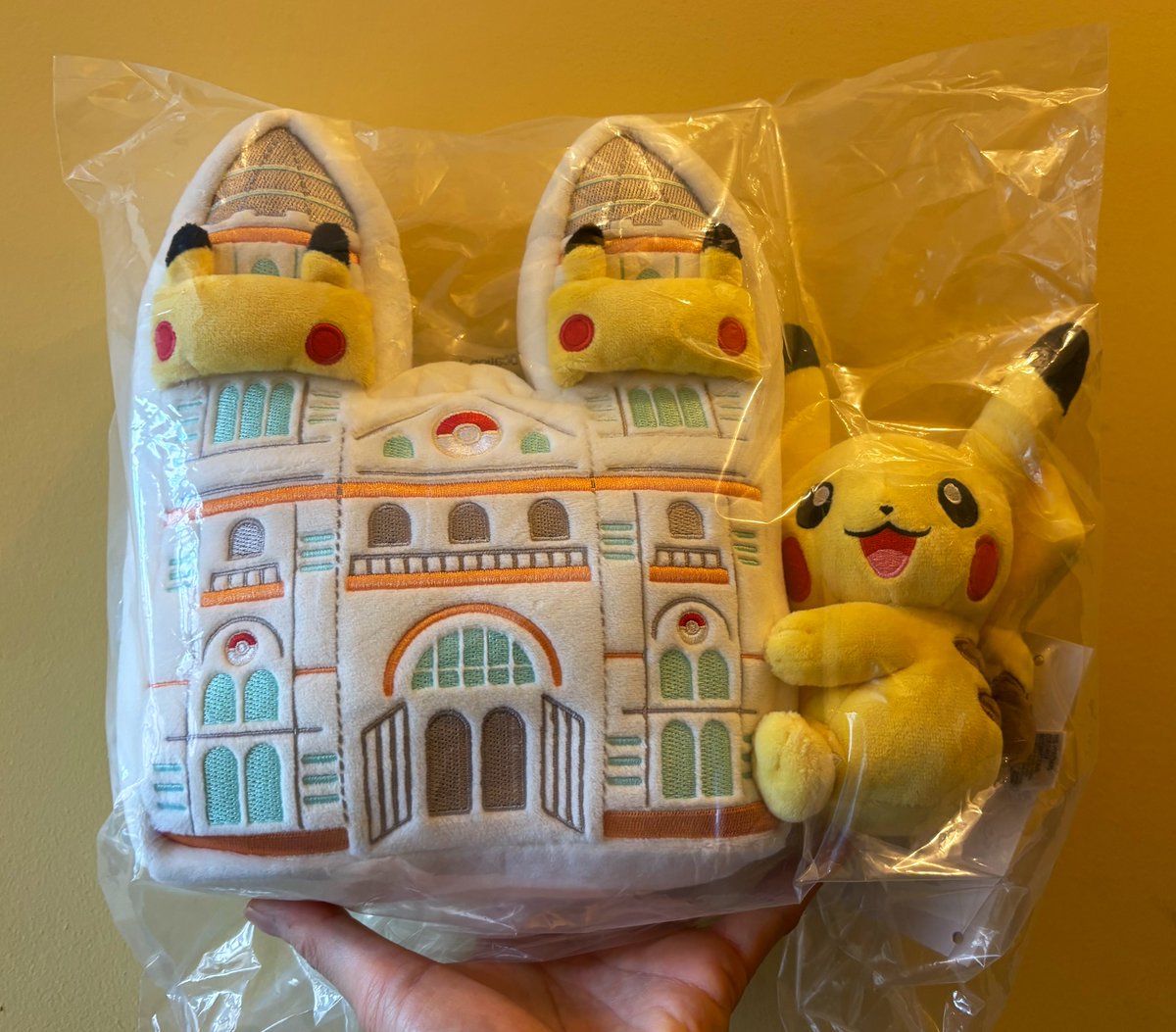 わーいわーい！ポケモンセンターUKオンラインで2月10日に注文して