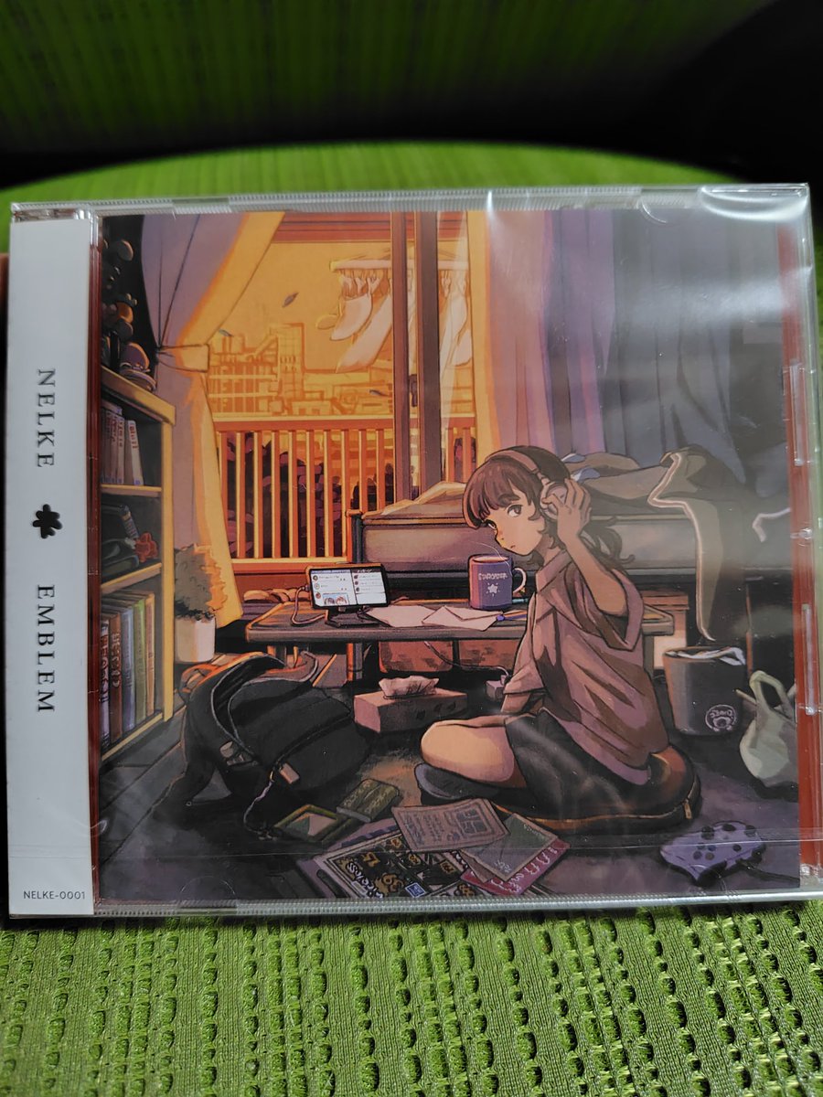 もったいなくて未だ開封出来ないでいるww もう1枚買おうと思ったらSOLD